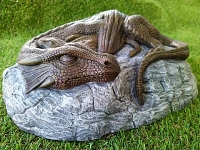Dragon and baby garden ornament