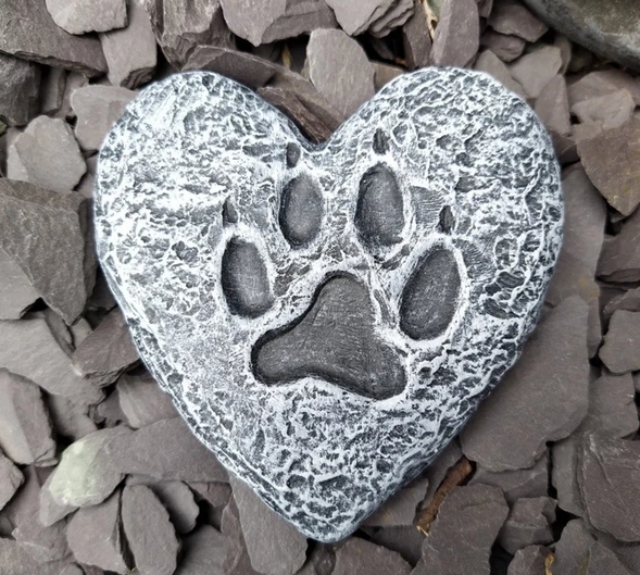 Memorial stone heart dog paw print garden ornament